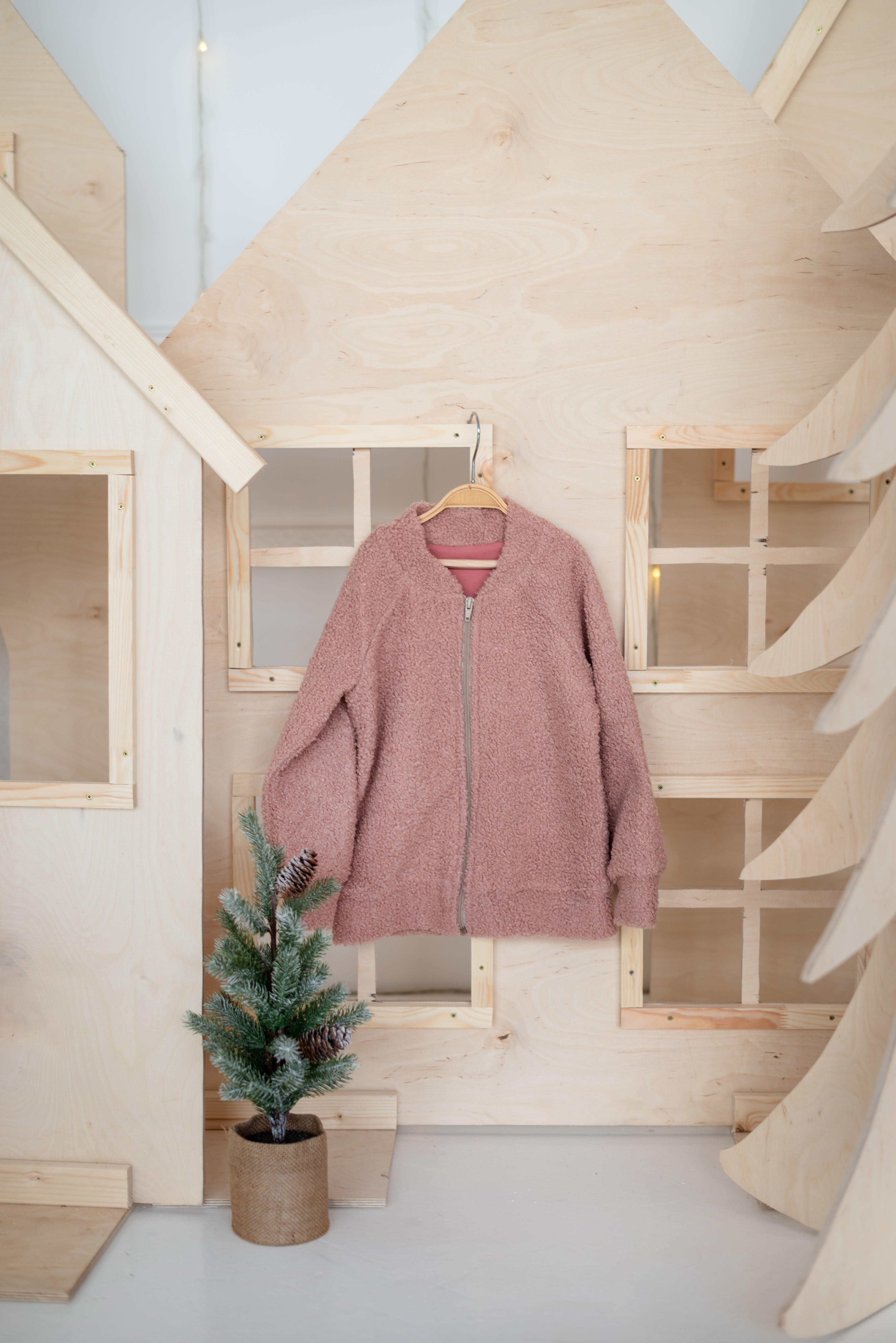 Pink teddy jacket with zipper