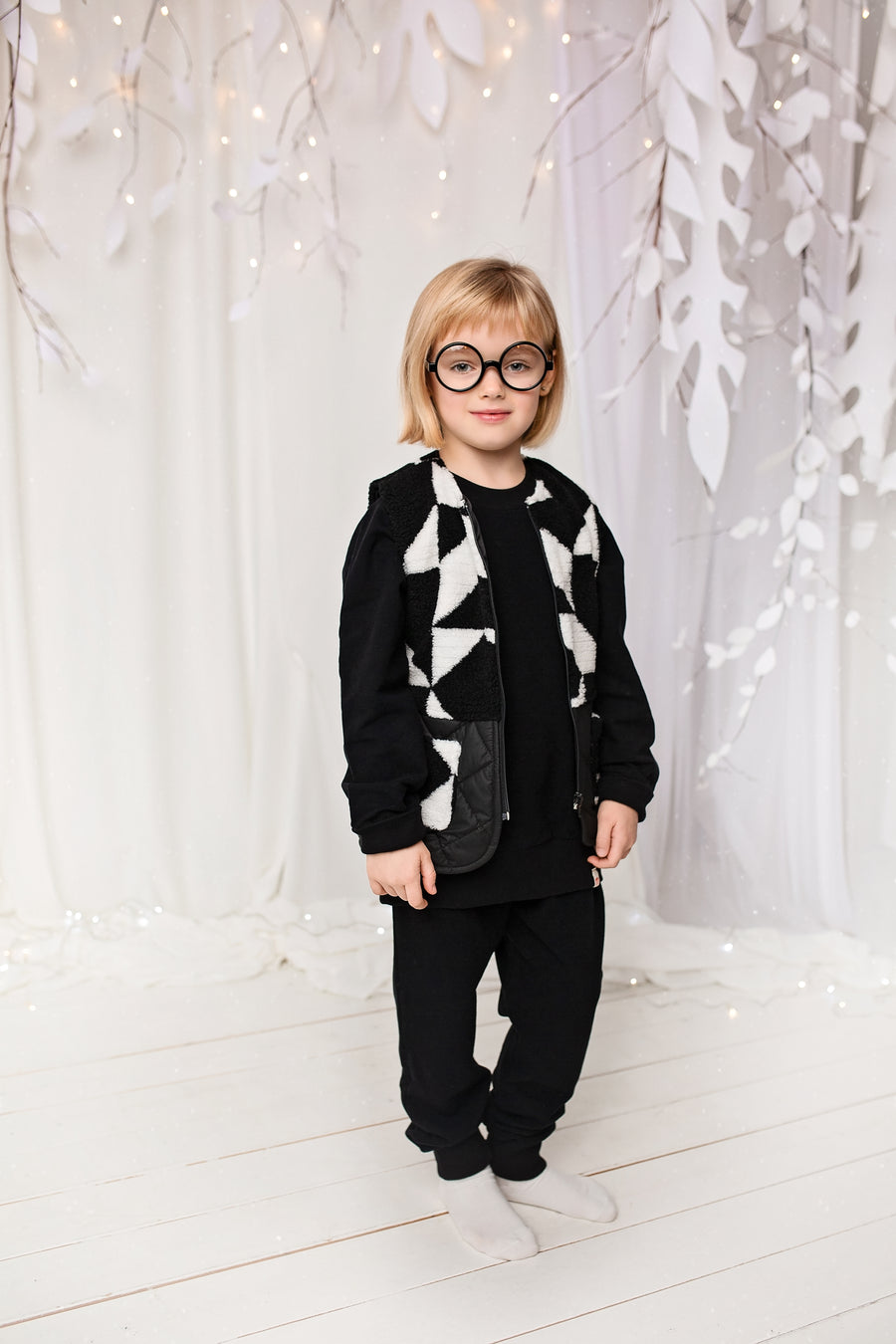 Black outfit with black and white  Teddy vest